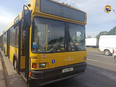 В Минске столкнулись два автобуса с пассажирами