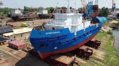 В Балаково Саратовской области спущено на воду гидрографическое судно «Юрий Бабаев»