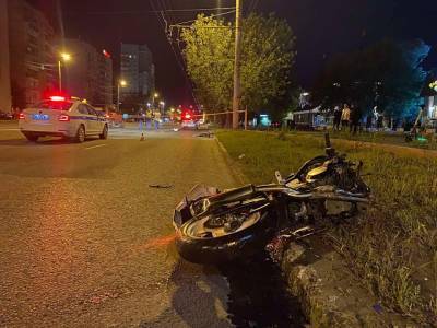 Южноуральский мотоциклист погиб в ДТП с такси, уходя от погони ГИБДД