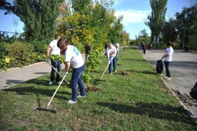 Две тысячи волгоградских подростков нашли работу на лето