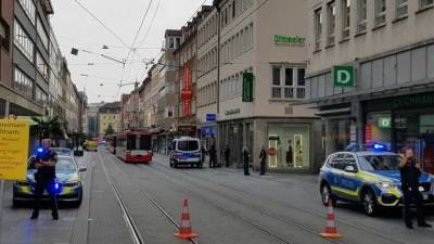 В Германии мужчина с ножом напал на прохожих: трое убитых, есть раненые