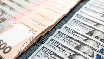 Неожиданная продажа валюты «Укравтодором» укрепила гривню на межбанке