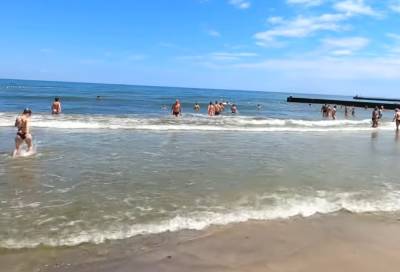 Никаких заоблачных цен и водорослей с медузами: топ лучших морских пляжей Украины для бюджетного отдыха