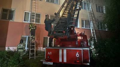 Пожарный и ребенок погибли при пожаре в Ивановской области