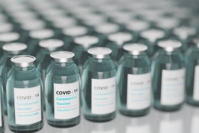 Китай пригрозил приостановить поставки вакцины от COVID-19 на Украину