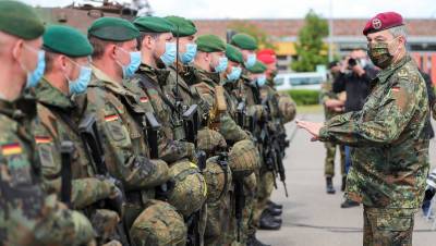 Лидер АДГ в Бундестаге предостерег Германию от гонки вооружений с Россией