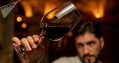 В американском Палм-Спрингс хотят подсадить американцев на армянское вино