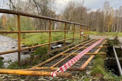 В Приморском крае частично обрушился мост между двумя селами