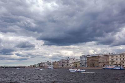 Петербургу в субботу пообещали «лето без экстрима»