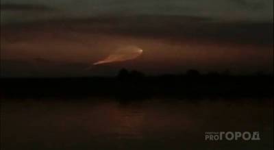 Чебоксарцы запечатлели на видео огненный шар, который оказался ракетой