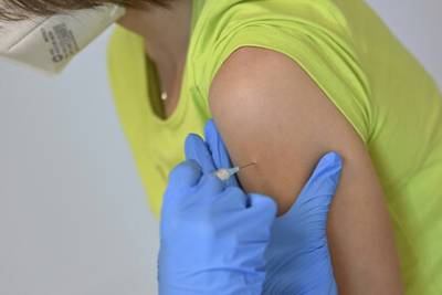 Российский регион приостановил вакцинацию от коронавируса