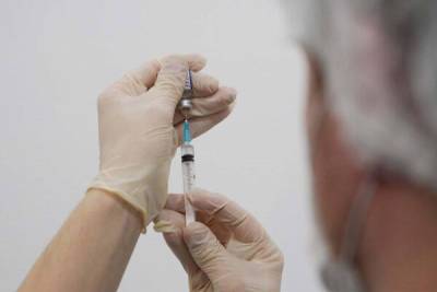 2,5 млн доз вакцины «Спутник Лайт» поступит в гражданский оборот до конца июня – Учительская газета