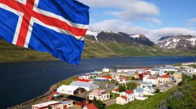Исландия первой в Европе снимет все коронавирусные ограничения