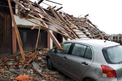 Более 60 жилых домов подлежат сносу после торнадо на юго-востоке Чехии