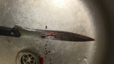 Москвичка в ходе конфликта напала с ножом на 12-летнюю дочь