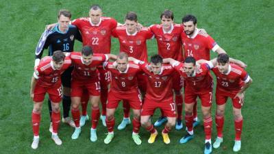 Гендиректор петербургской газеты назвал российский футбол "шоу-бизнесом"