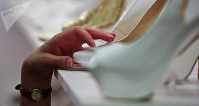 Нетрадиционное "платье" невесты сразило гостей свадьбы наповал