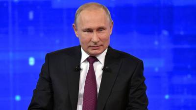 Вакцинация стала главной темой обращений к «Прямой линии» с Путиным