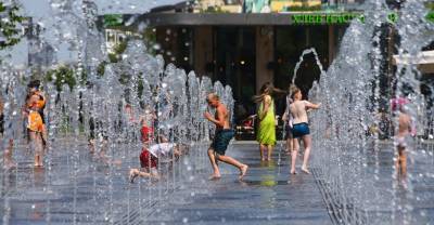 В МЧС предупредили москвичей о сильной жаре в воскресенье