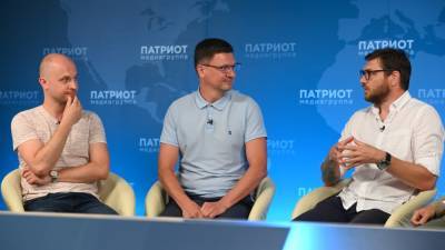 Важность принятых в России мер против COVID-19 обсудили в медиацентре "Патриот"