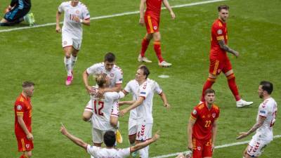 Дания одержала победу над Уэльсом в первом матче плей-офф чемпионата Европы