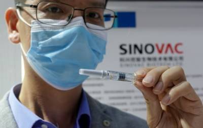 В Китае отрицают ультиматум Украине по COVID-вакцинам из-за заявления об уйгурах