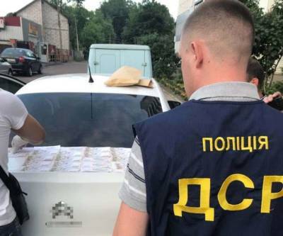 На Житомирщине полиция задержала директора коммунального предприятия на взятке в 350 тысяч гривен