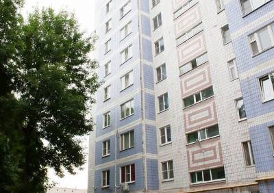 Очевидец рассказала о падении двухлетнего ребенка с пятого этажа в Рязани - ya62.ru - Рязань