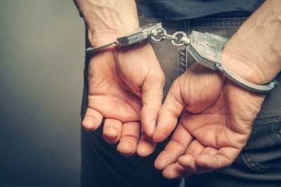 Красноярцу грозит до 4 лет тюрьмы за организацию наркопритона у себя дома