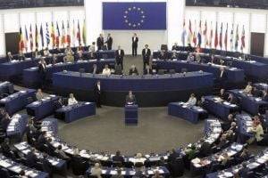 Депутаты Европейского Союза приняли резолюцию, призывающую дать женщинам право решать