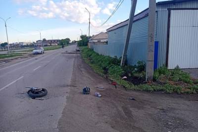 22-летний мотоциклист разбился о столб в ДТП под Новосибирском