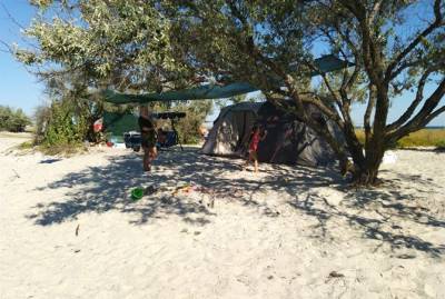 От Джарылгача до Карпат: сколько стоит отдохнуть в палатке