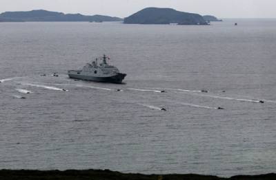 В Японии снова встревожились из-за появления у островов Сенкаку китайских военных кораблей