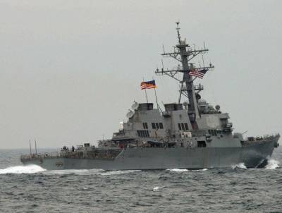 Черноморский флот отслеживает американский ракетный эсминец