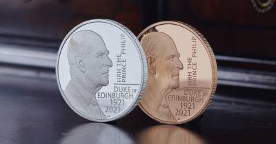 В Британии выпустили две монеты в память о принце Филиппе (фото)