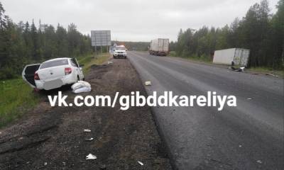 Появилось фото смертельной аварии на трассе в Карелии