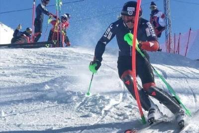 Профессиональные горнолыжники закрывают сезон на Эльбрусе