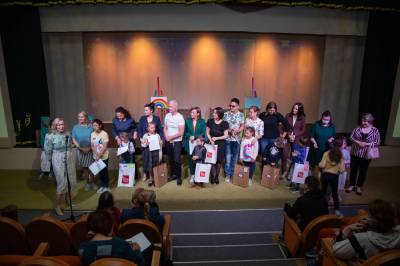 В Южно-Сахалинске наградили победителей фестиваля домашних театров кукол