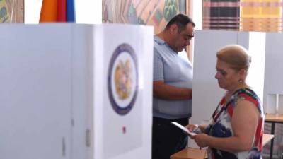 Три партии прошли в парламент Армении после объявления результатов