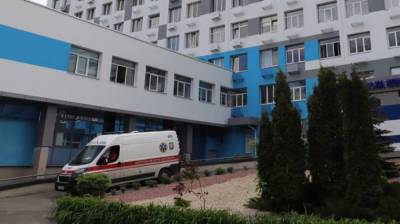 В Киеве более сотни людей заболели COVID за сутки