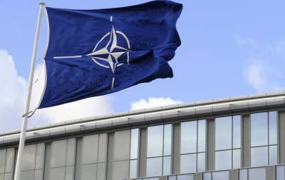 Кандидаты в канцлеры Германии раскритиковали "легкомысленные обещания" о вступлении Украины в НАТО