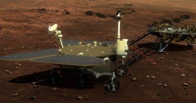 Китай опубликовал новые кадры с Марса, сделанные марсоходом Zhurong (фото, видео)