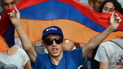Америка будет и дальше "укреплять демократию" в Армении