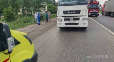 На трассе М7 в Чебоксарском районе столкнулись мотоцикл и КамАЗ: есть пострадавший