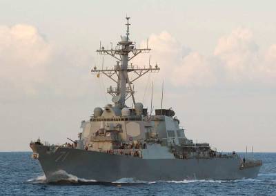 Вошедший в Черное море американский эсминец USS Ross находится под наблюдением флота России