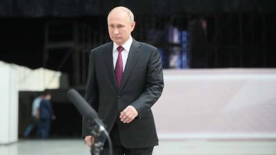 Более 545 тыс. вопросов поступило на прямую линию с Путиным