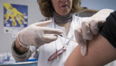 В Иордании мужчина скончался через несколько минут после вакцинации препаратом AstraZeneca