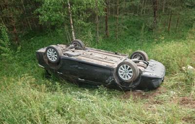 В Тверской области в перевернувшемся автомобиле пострадал 8-летний пассажир