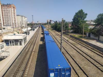 Первый маршрутный поезд по коридору Север – Юг прибыл в Азербайджан (ФОТО)