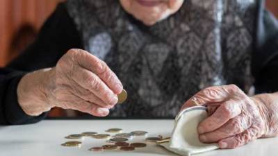 Миллион украинских пенсионеров станут получать на 100 грн больше